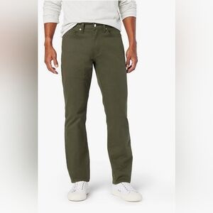 Levi's Signature Gold Athletic Tech Jeans 34X32 (Note)